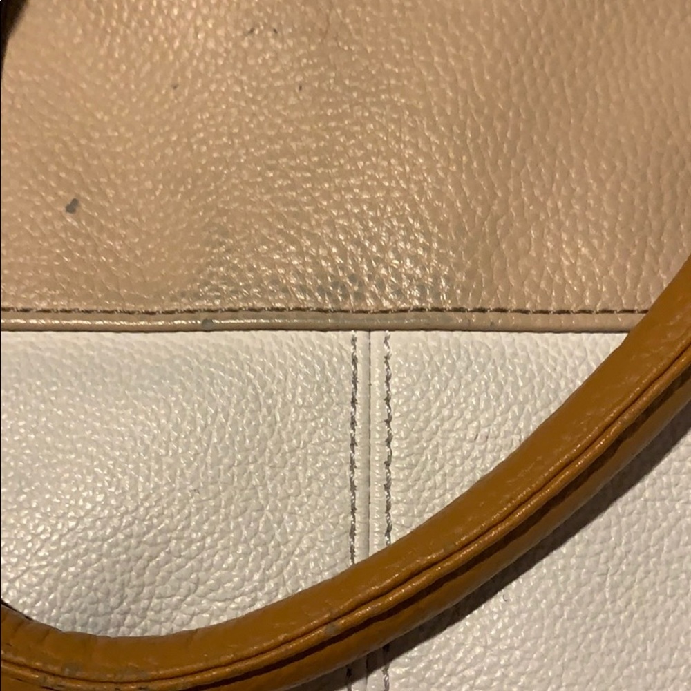 Handbag - Picture 4 of 4